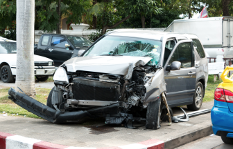 社用車事故　修理費　罰金