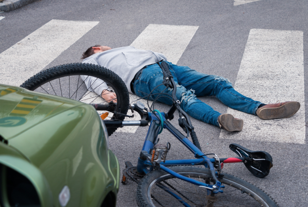 自転車事故　危険運転　自賠責保険　自転車保険